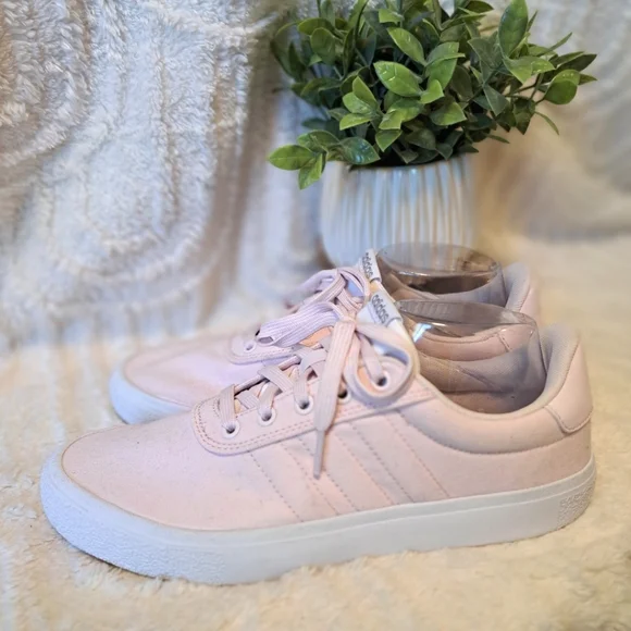 adidas gazelle silver green womens ADIDAS ORIGINALS Samba OG White and Pink Sneakers for Girls main image 1